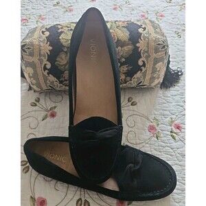 Vionic Chill Norah Suede Loafers  Black Flat Slip On Office Career Preppy Sz 9.5